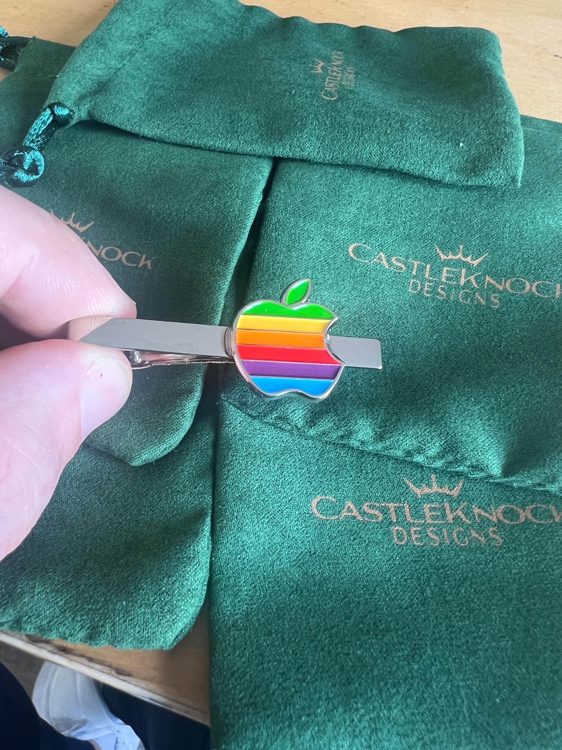 Apple Macintosh Tieclip Vintage Tech Accessory Handcrafted Unique Gift for Tech Enthusiasts Retro Computer Ideal for Formal Wear