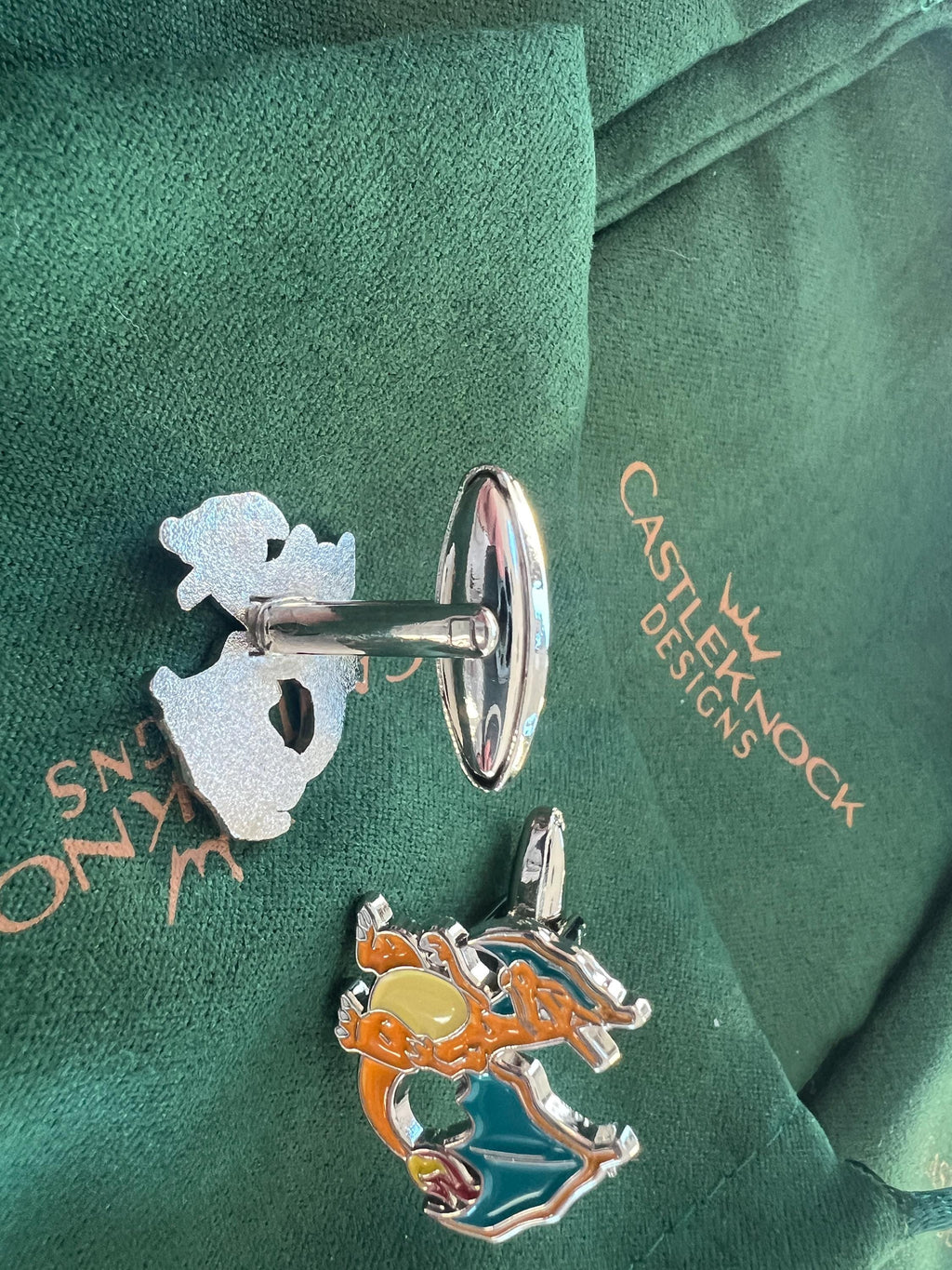 Charizard Cufflinks Tieclip Pin dragon-inspired accessories perfect gift Pokémon fans trainers weddings and special occasions unique design