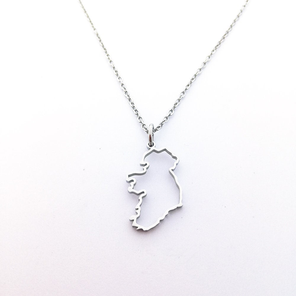 Ireland Map Silver Transparent Necklace Handcrafted Irish Jewelry Unique Gift for Her Celtic Pendant Elegant and Meaningful Irish Keepsake