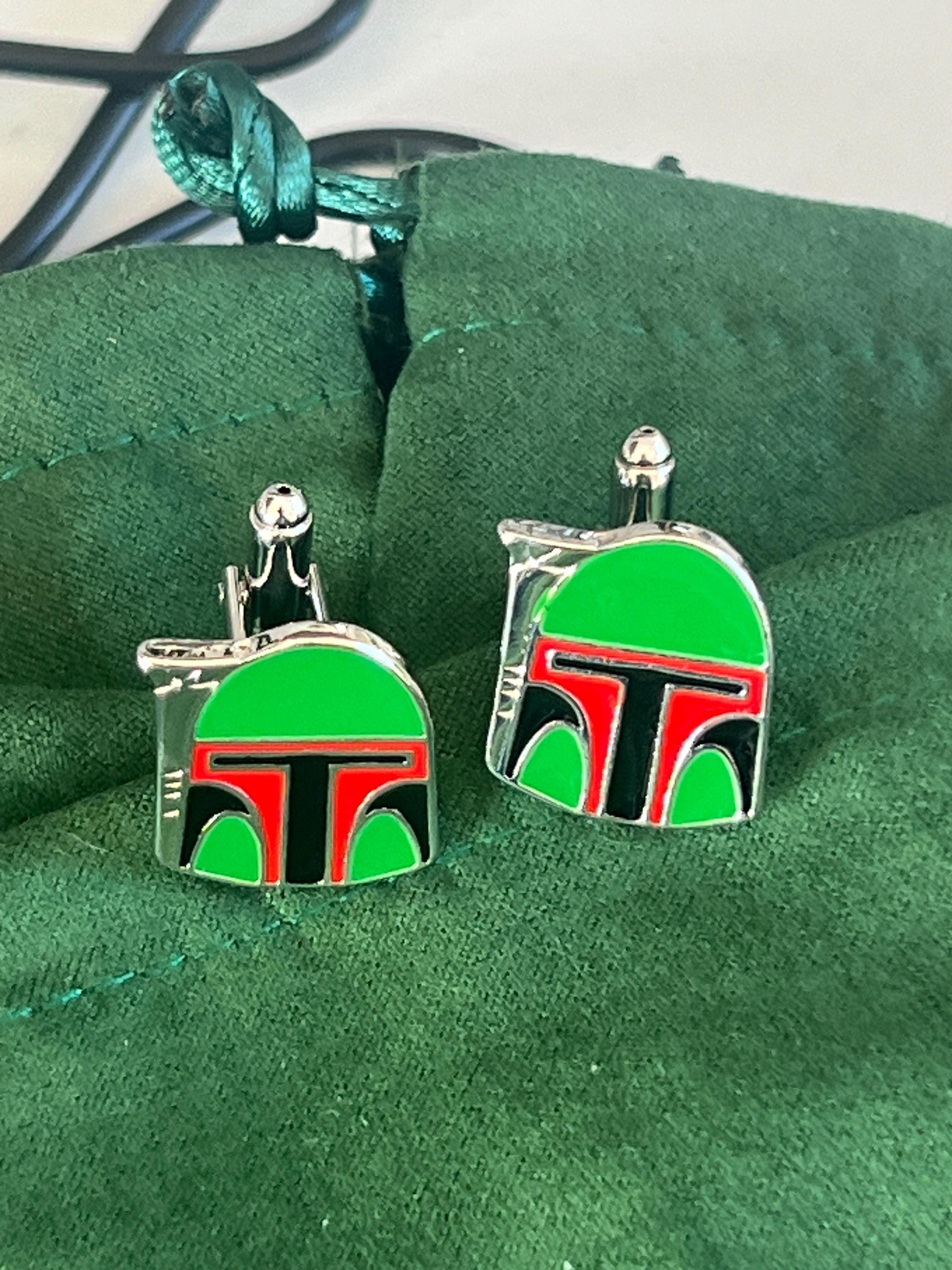 Boba Fett Star Wars Cufflinks Unique Gift for Fans Mandalorian Accessories Men's Jewelry Perfect for Star Wars Lovers Sci-Fi Themed Cufflink