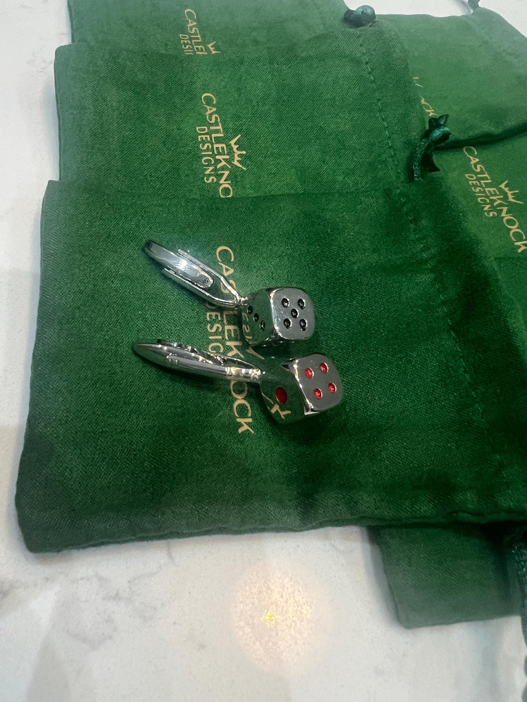 Silver Dice Cufflinks for Men Stylish Casino-Themed Accessories Perfect Gift for Gamblers or Game Enthusiasts Ideal for Weddings Events