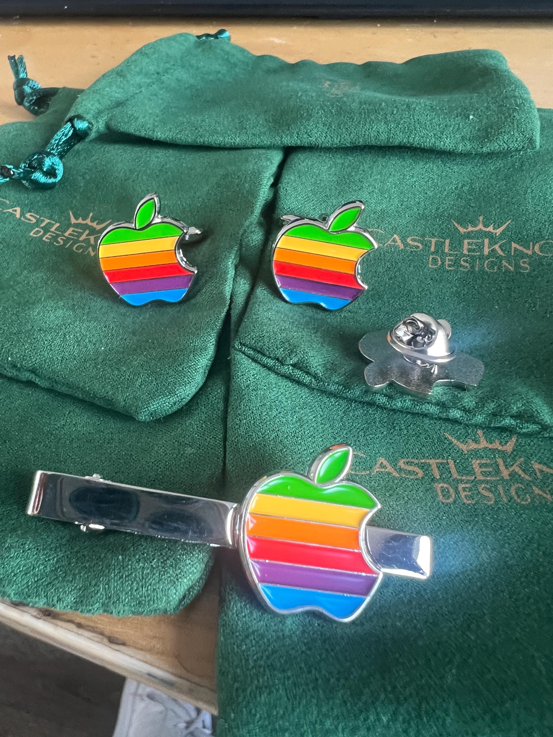 Vintage Apple Macintosh Cuffs Tieclip Pin Set Tech Classic Computer-Themed Jewelry Unique Gift for Apple Fans Geeky Men's Cufflinks