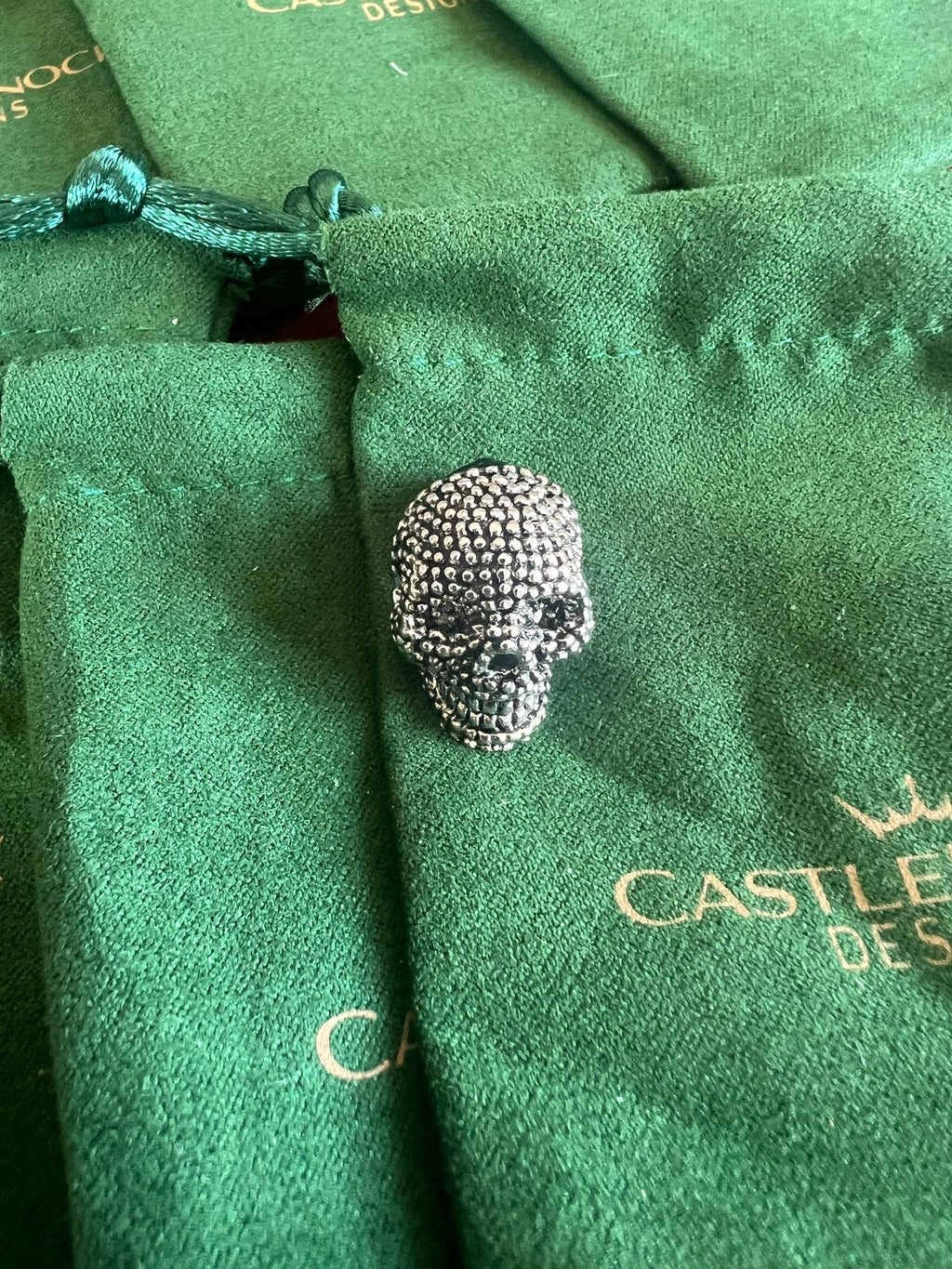 Silver Skull Suit Pin Gothic Men's Jewelry Skeleton Themed Accessories Halloween Gift for Him Wedding Birthday Groom Lapel