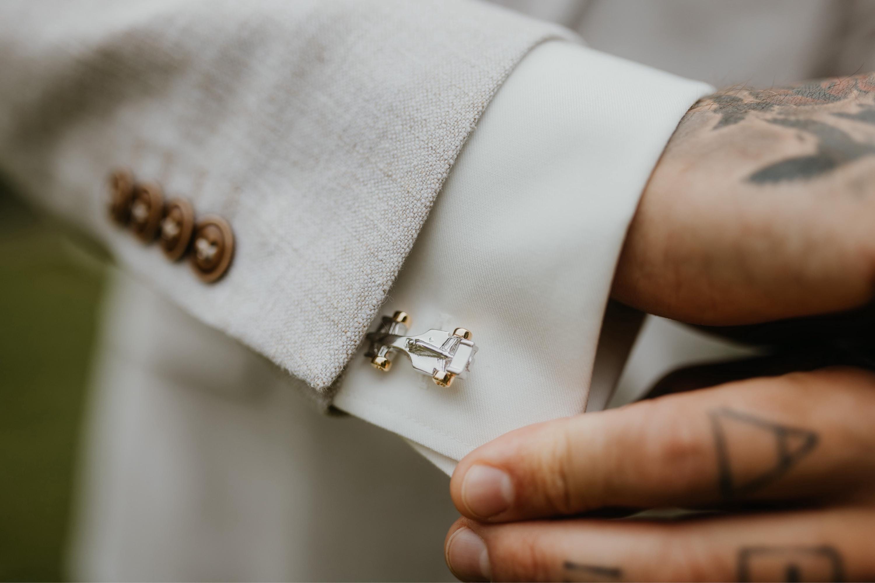 F1 Racing Car Cufflinks Formula 1 Inspired Jewelery Motorsport Accessories Unique Gift for Him Racing Enthusiast Cufflinks Perfect Fans