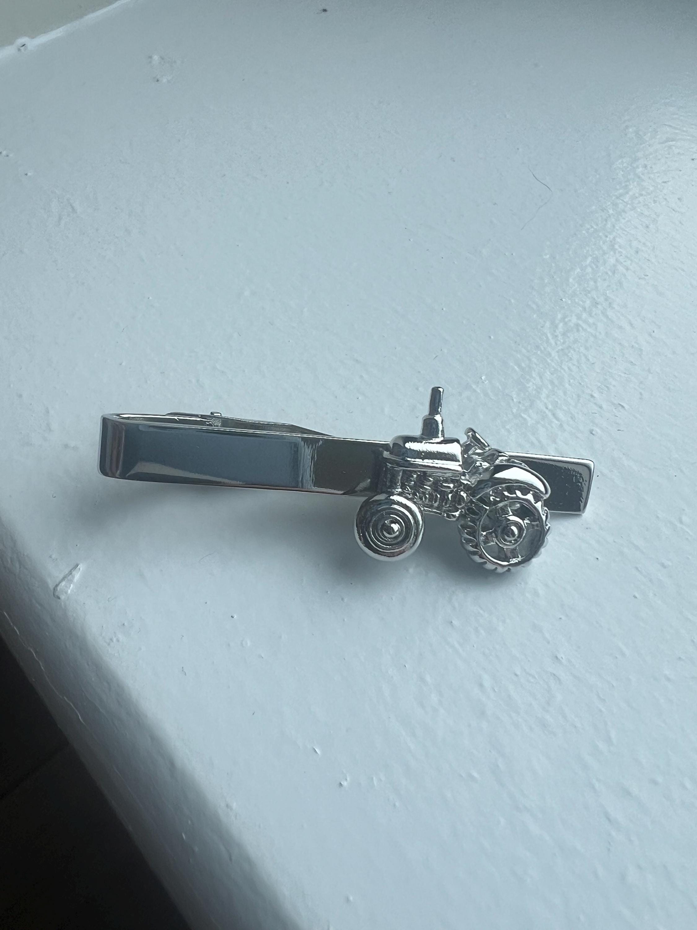 Vintage Tractor Tie Clip Handcrafted Farm Machinery Jewelery for Men Retro Agricultural Gift Unique Farmer Accessories Irish Farmer Gift