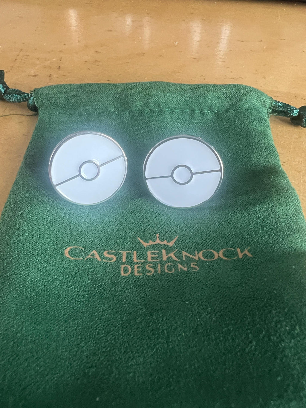 Pokemon Poke Ball Cufflinks white for Pokemon Fans Ideal Gift for Special Occasions Collectors and Enthusiasts Perfect for Event