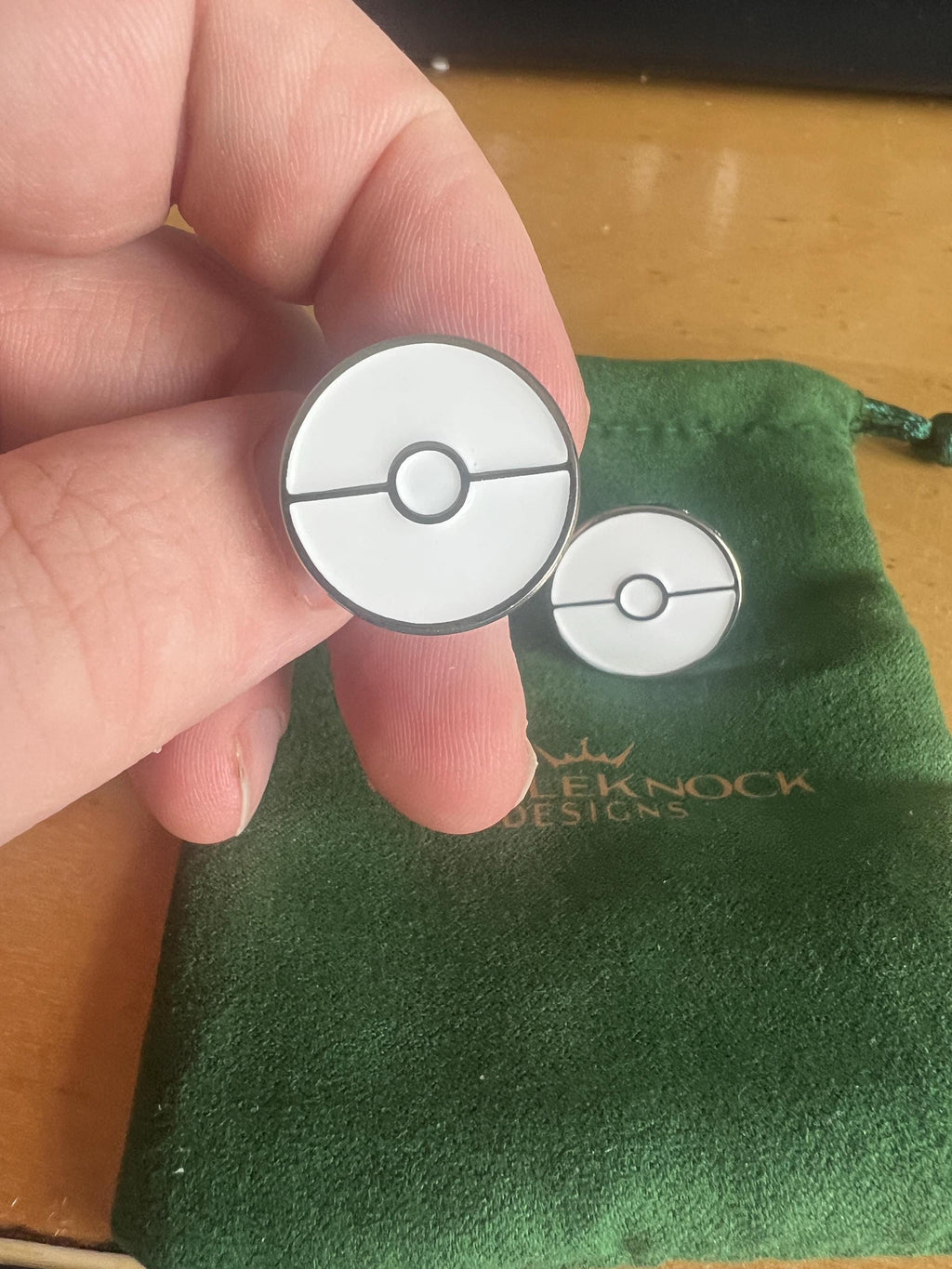 Pokemon Poke Ball Cufflinks white for Pokemon Fans Ideal Gift for Special Occasions Collectors and Enthusiasts Perfect for Event