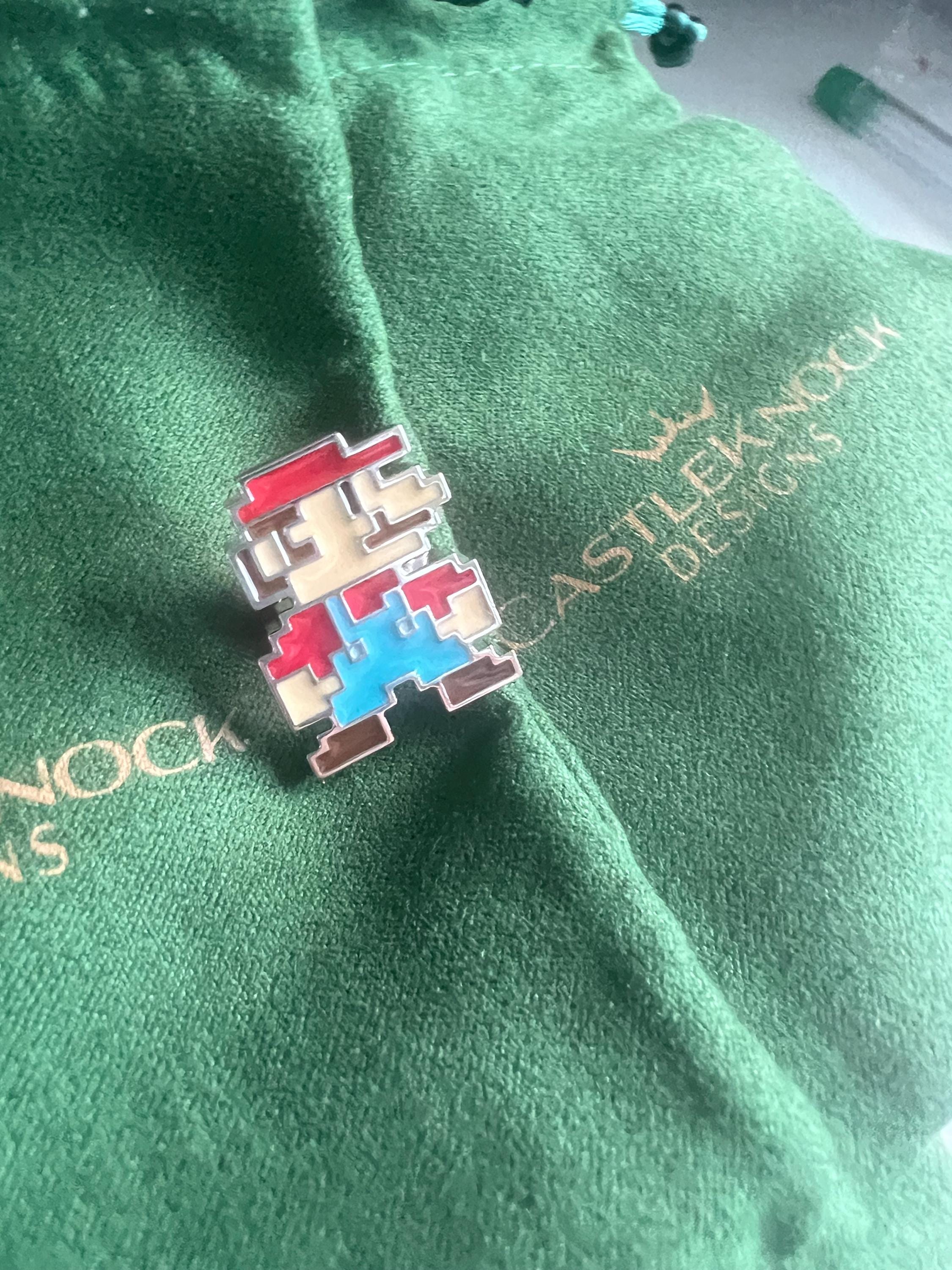 Mario 8 Bit Design Suit Pin Lapel Retro Gaming Accessory Video Game Fan Jewelry Mario Inspired Gift Unique Gamer Suit Decoration for Fans