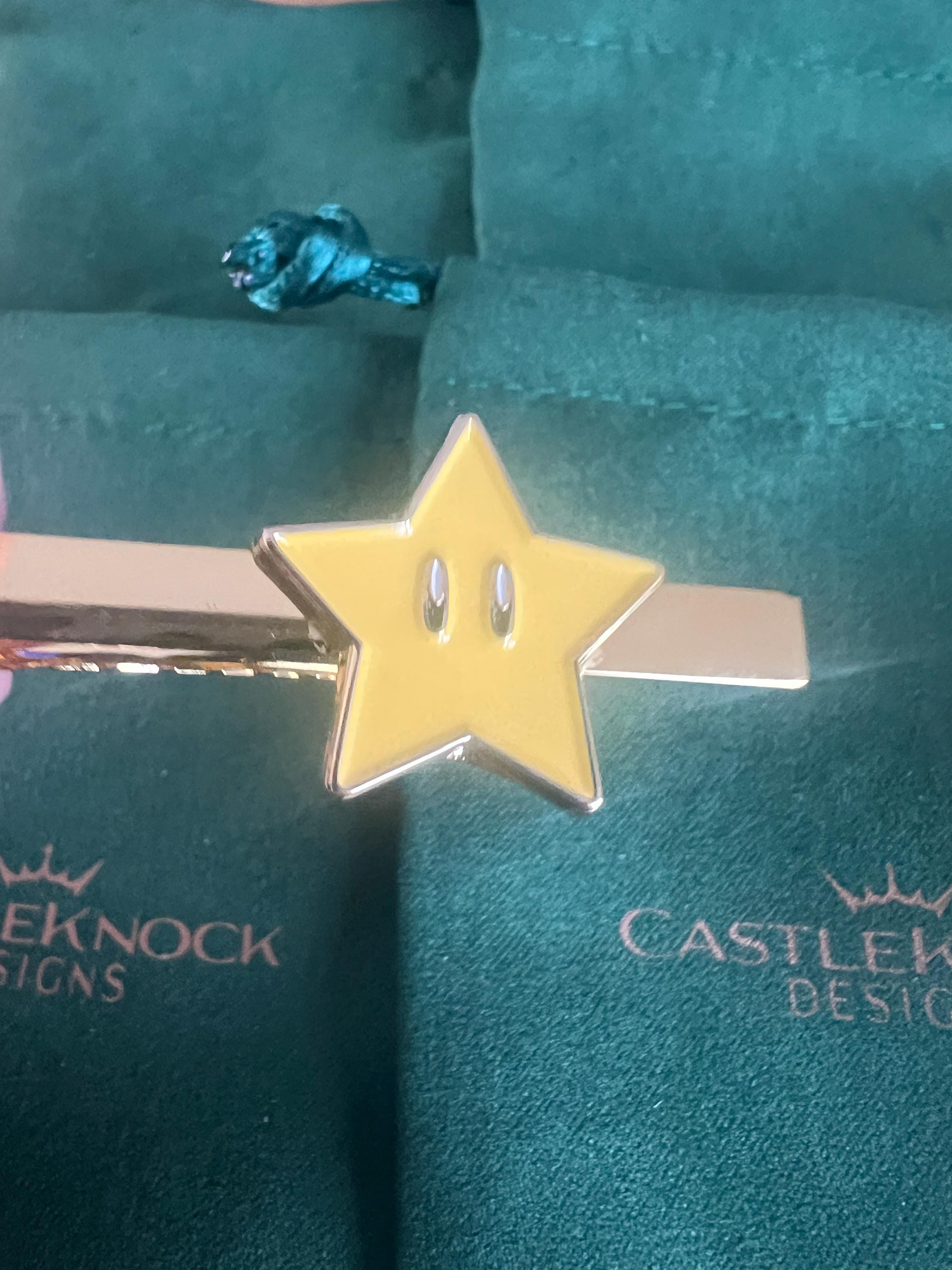 Super Star Tie Clip Retro Gaming Accessories Handcrafted Unique Gift for Gamers Geeky Wedding Jewelry Perfect for Mario Fans and Collectors