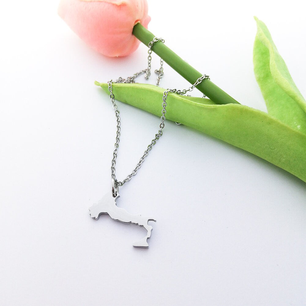Italy Map Silver Necklace, Italian Gift, Italy, Unique Italian Gift, Italian Gift for Her, Italian Gift for Him, Italian Valentines Gift