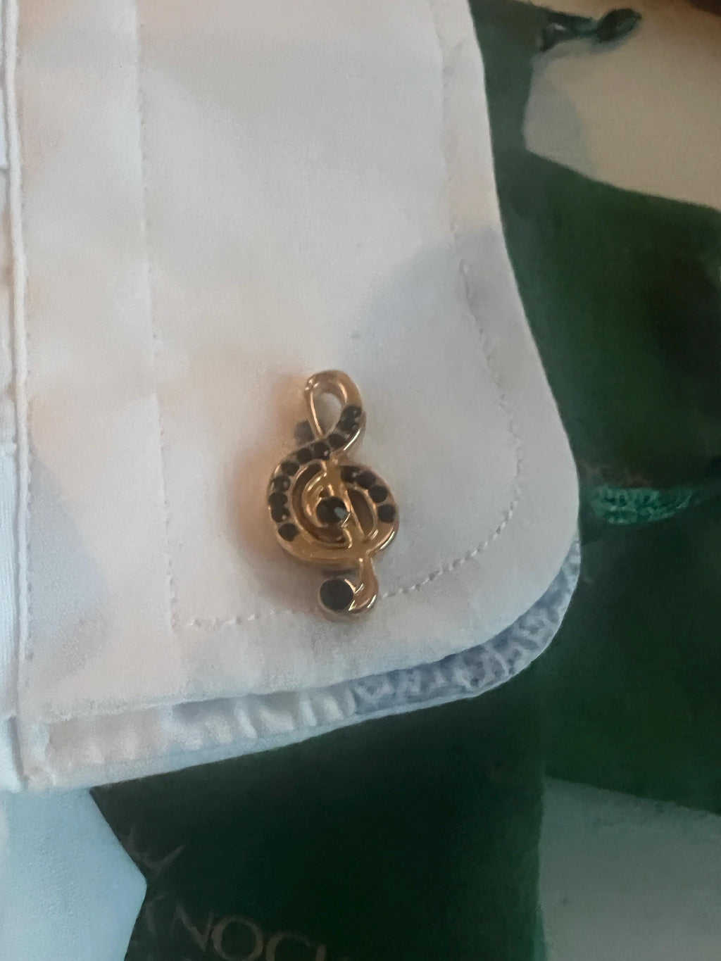 Music Symbol Cufflinks Gold & Black Musical Note Accessories Musicians Handmade Gift Stylish Music-Themed Cufflinks Perfect for Music Lovers