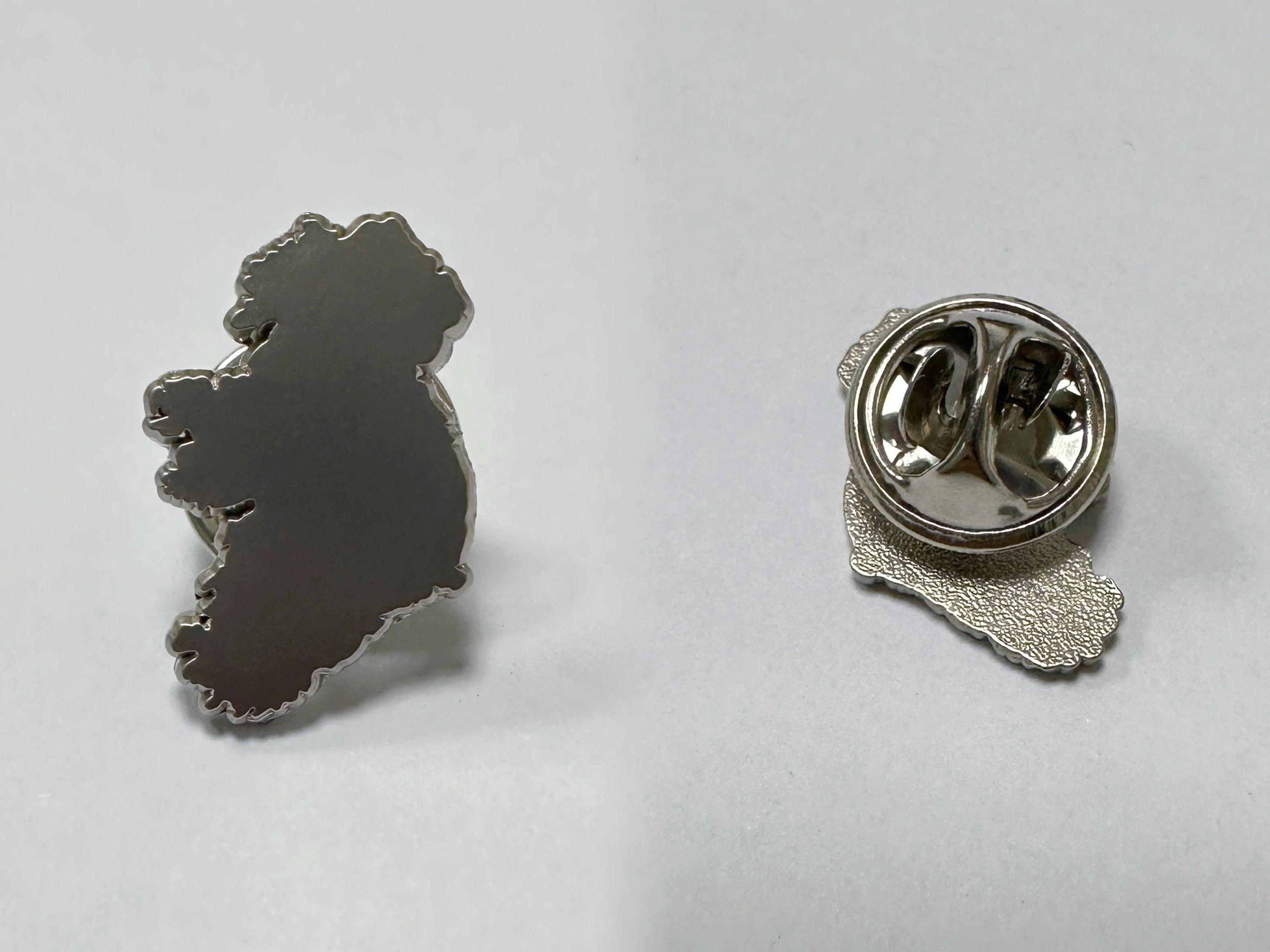 Map of Ireland Suit Pin Ireland Map Lapel Pin Jewelry Ireland Continent Accessory Men's Suit Pin Ireland Brooch Gift for Him or Her