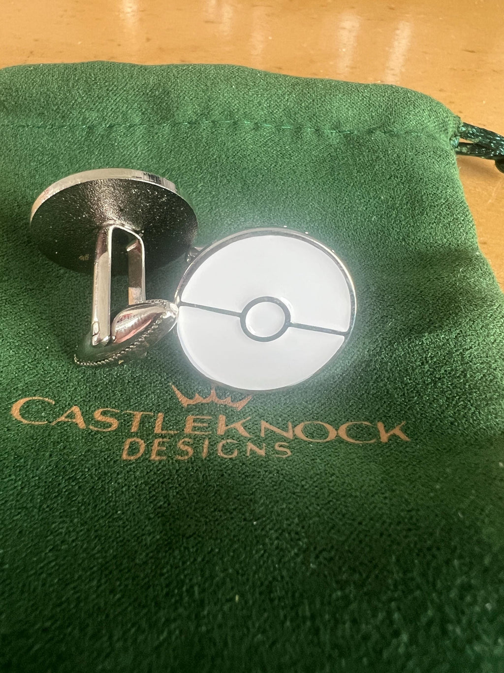 Pokemon Poke Ball Cufflinks white for Pokemon Fans Ideal Gift for Special Occasions Collectors and Enthusiasts Perfect for Event