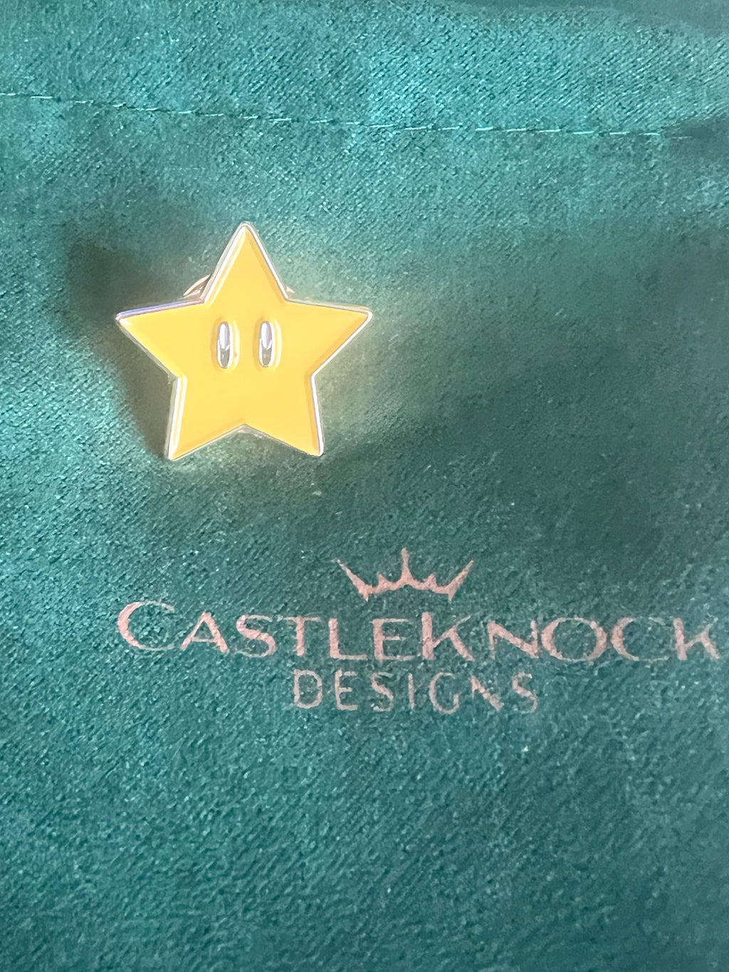 Super Star Suit Pin Retro Gaming Accessories Handcrafted Unique Gift for Gamers Geeky Wedding Jewelry Perfect for Mario Fans and Collectors