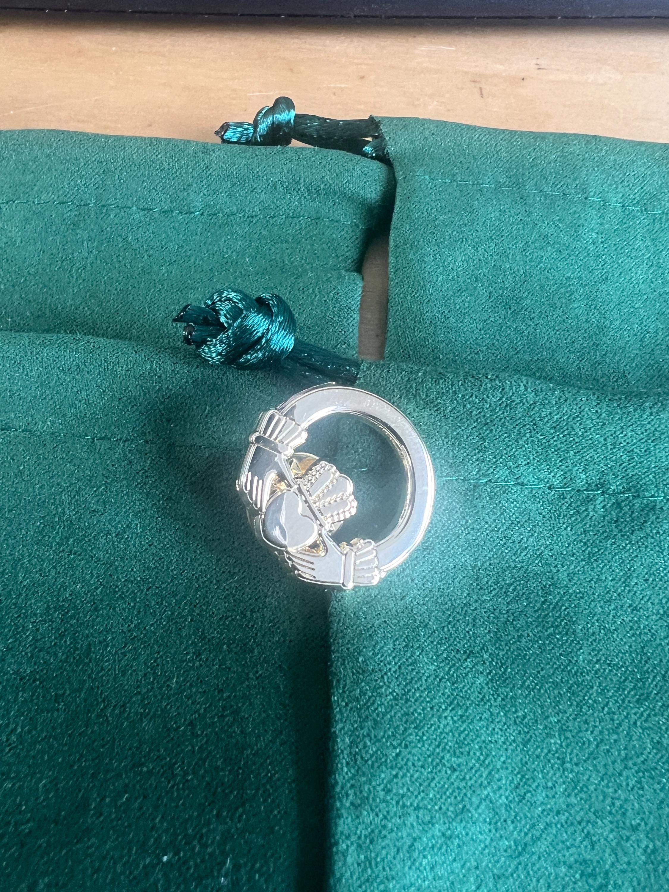 Claddagh Ring Suit Pin Gold Irish Jewelry Gift for Him Wedding Anniversary Men's Accessories Classic Irish Heritage Wedding Gift for Groom