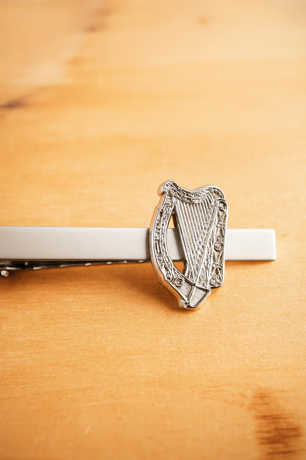Irish Harp Tieclip Silver Elegant Accessory Handcrafted Irish Tieclip Unique Irish Gift Ideal for Formal Events Stylish Celtic Decoration
