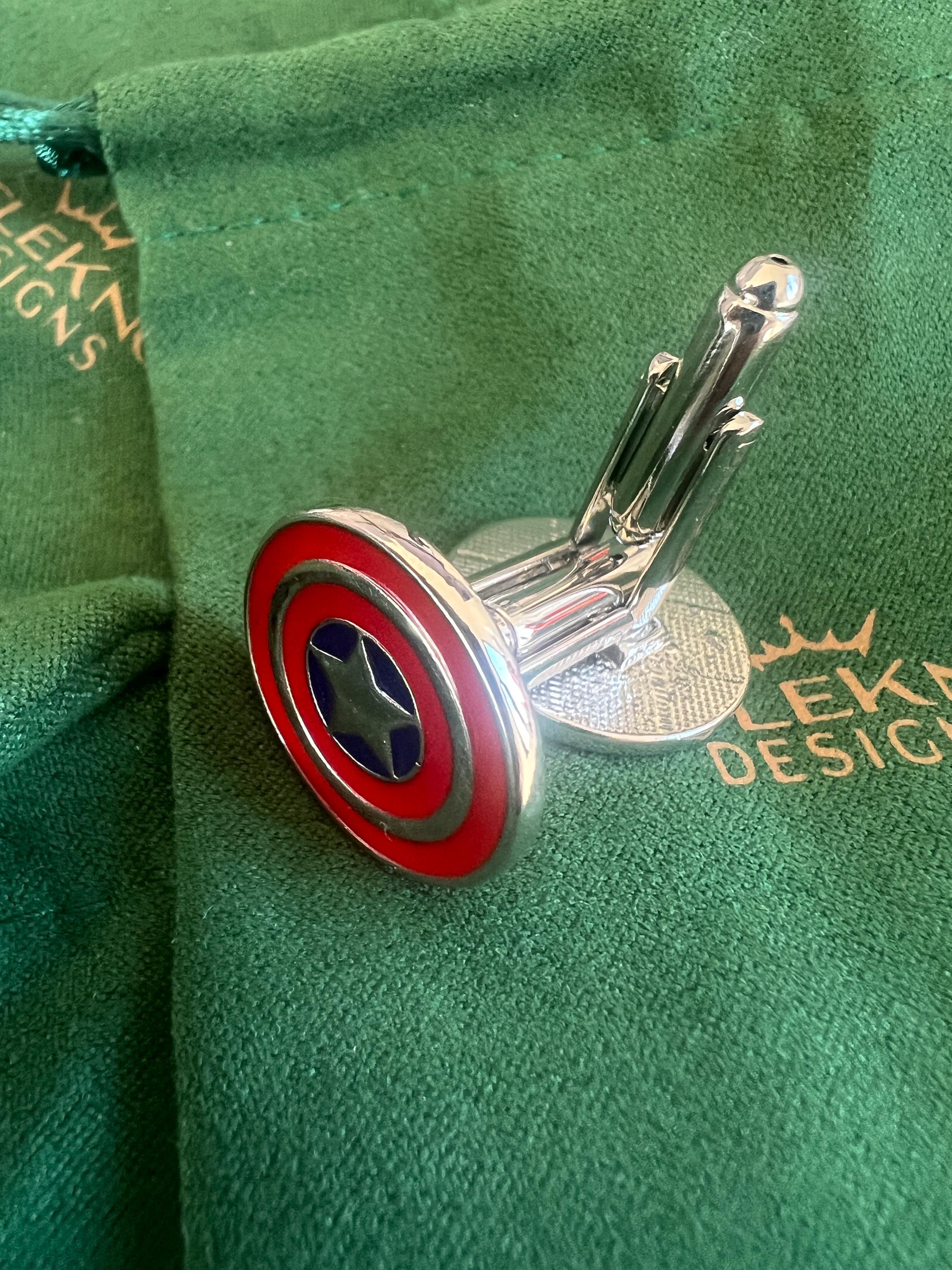 Captain America Shield First Avenger Cufflinks Marvel Comics Accessory Superhero-Themed Jewelry Unique Gift for Fans Stylish Men's Cufflinks
