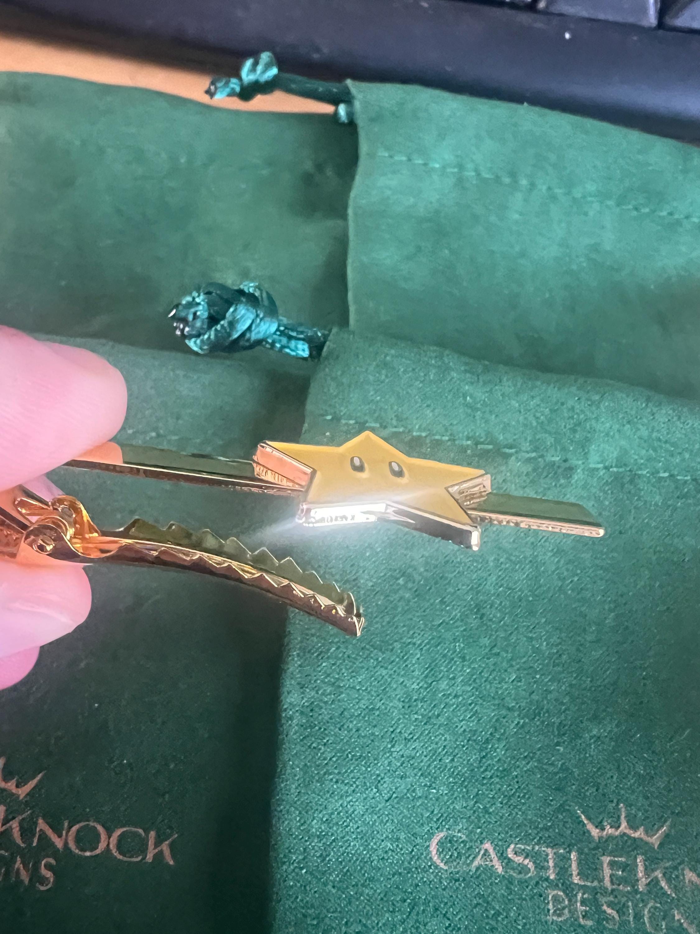 Super Star Tie Clip Retro Gaming Accessories Handcrafted Unique Gift for Gamers Geeky Wedding Jewelry Perfect for Mario Fans and Collectors