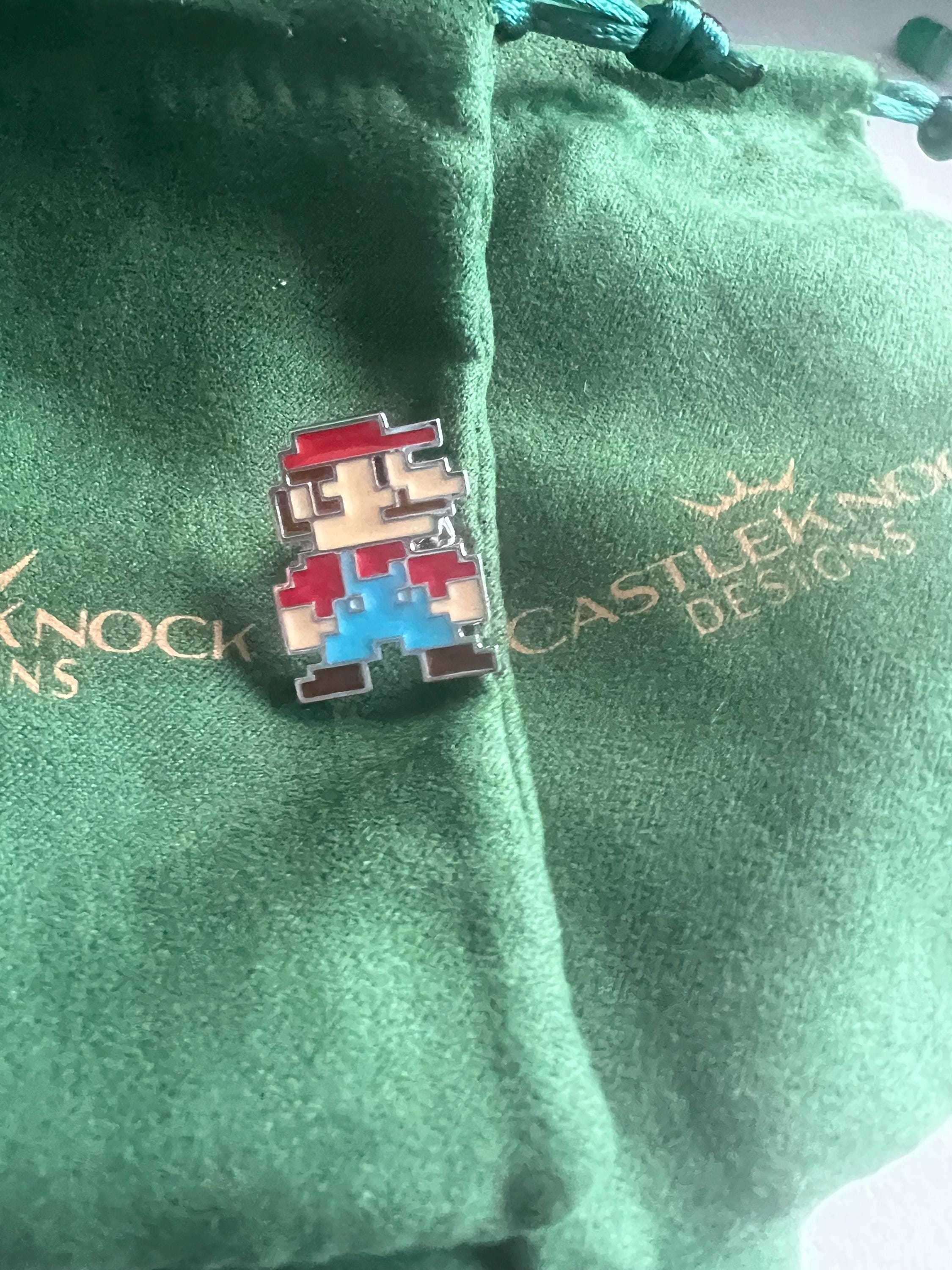 Mario 8 Bit Design Suit Pin Lapel Retro Gaming Accessory Video Game Fan Jewelry Mario Inspired Gift Unique Gamer Suit Decoration for Fans