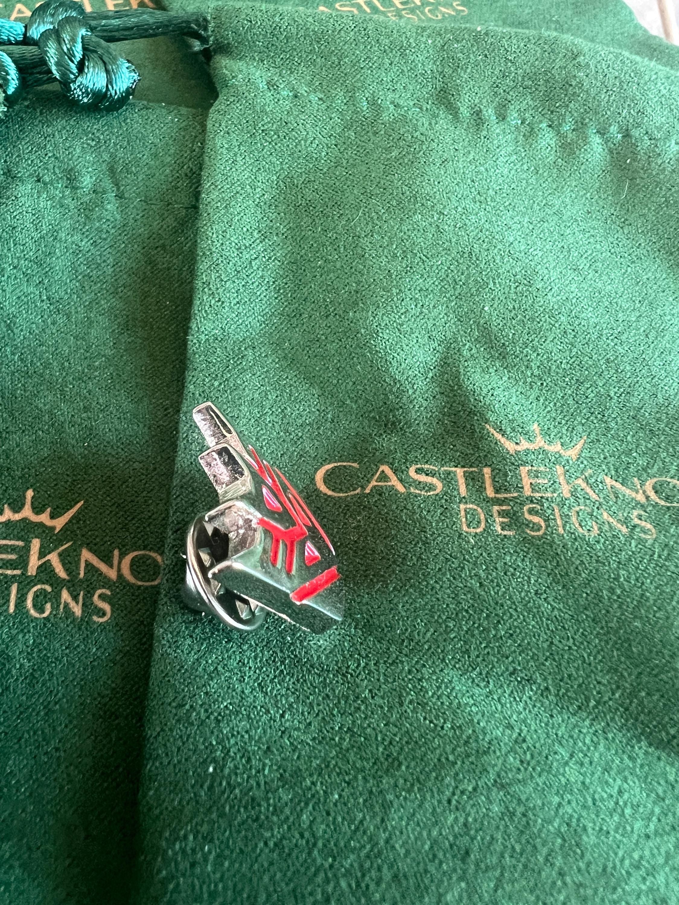 Transformers Decepticons Suit Pin Unique Decepticon Lapel Pin for Fans Sci-Fi Inspired Gift Stylish Accessory for Transformers Lovers