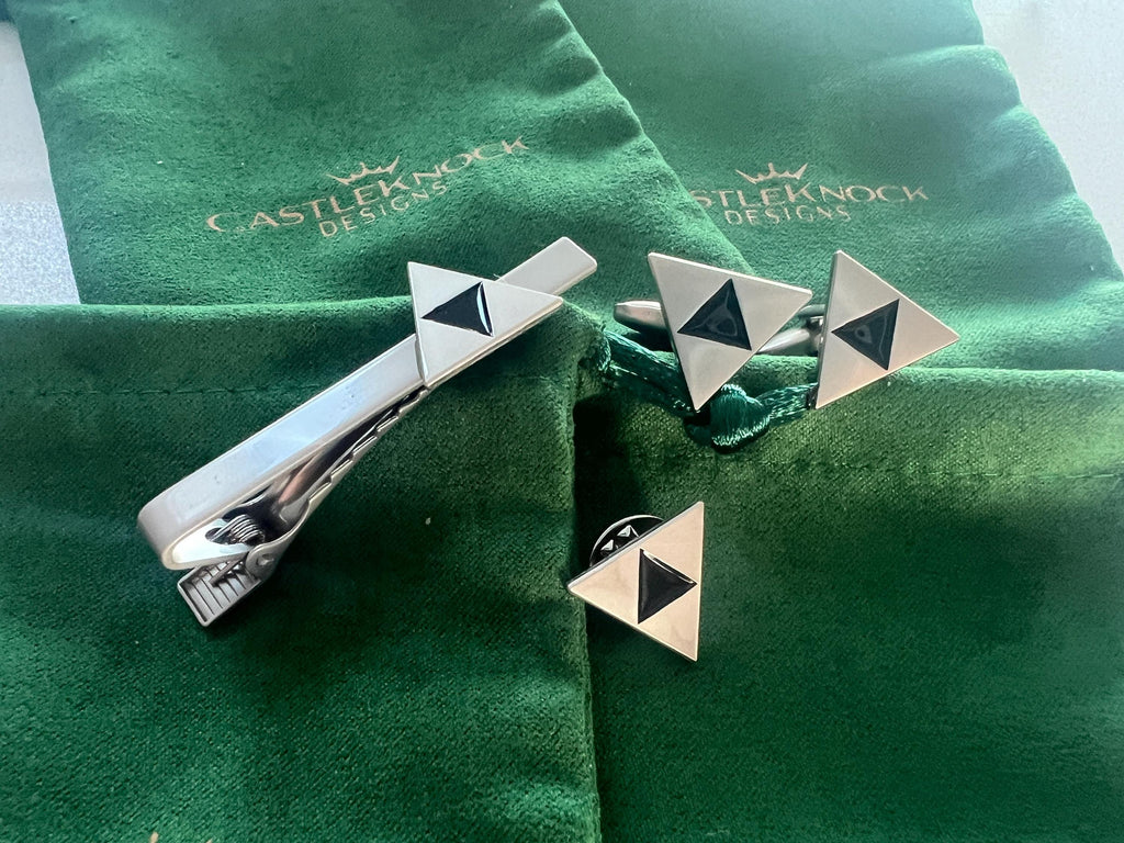 Legend of Zelda Triforce Cufflinks Pin Tie Clip Set Silver Zelda Accessories Gamer Gift for Him Geek Jewelry Set Cosplay Jewelry