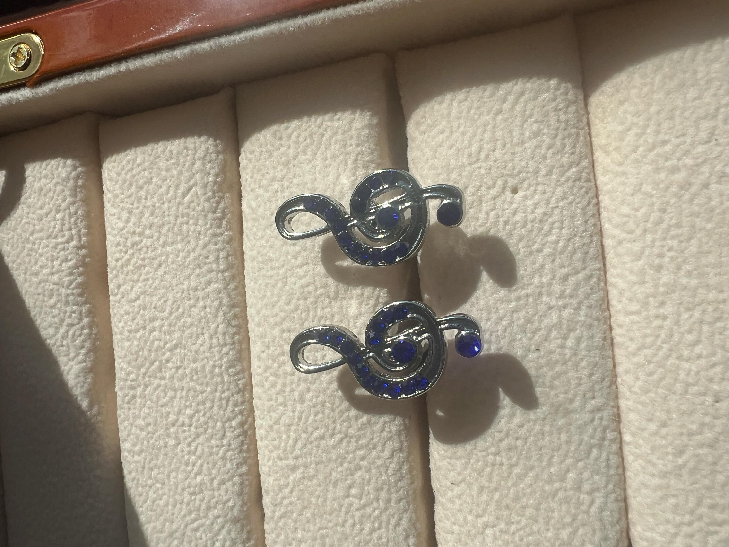 Blue Music Symbol Cufflinks Unique Musical Note Accessories Musicians Handmade Gift Stylish Music-Themed Cufflinks Perfect for Music Lovers