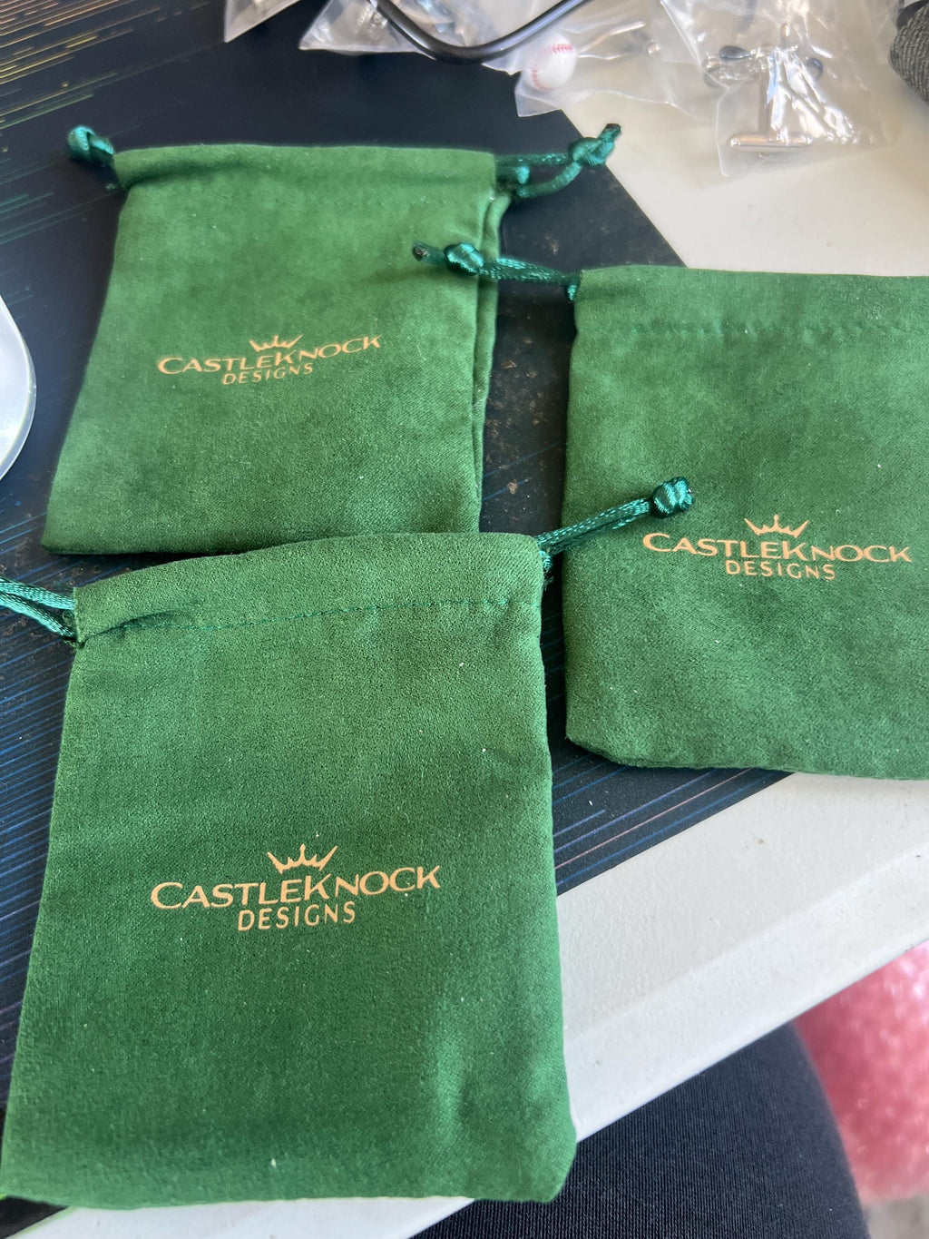 Legend of Zelda Triforce Necklace 18k Gold Plated Gaming Accessory Zelda-Inspired Jewelry Unique Gift for Gamers Stylish Pendant Necklace