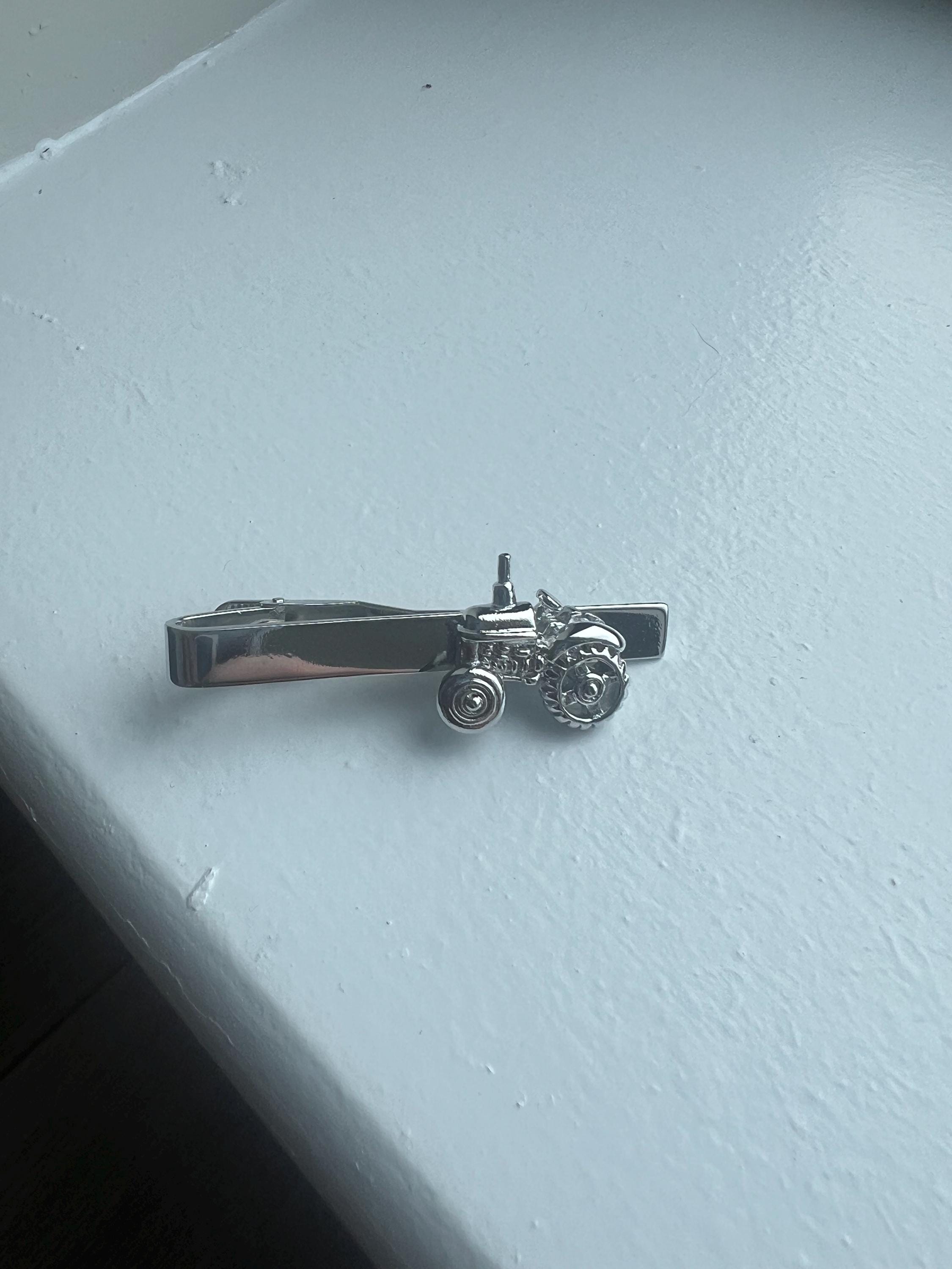 Vintage Tractor Tie Clip Handcrafted Farm Machinery Jewelery for Men Retro Agricultural Gift Unique Farmer Accessories Irish Farmer Gift