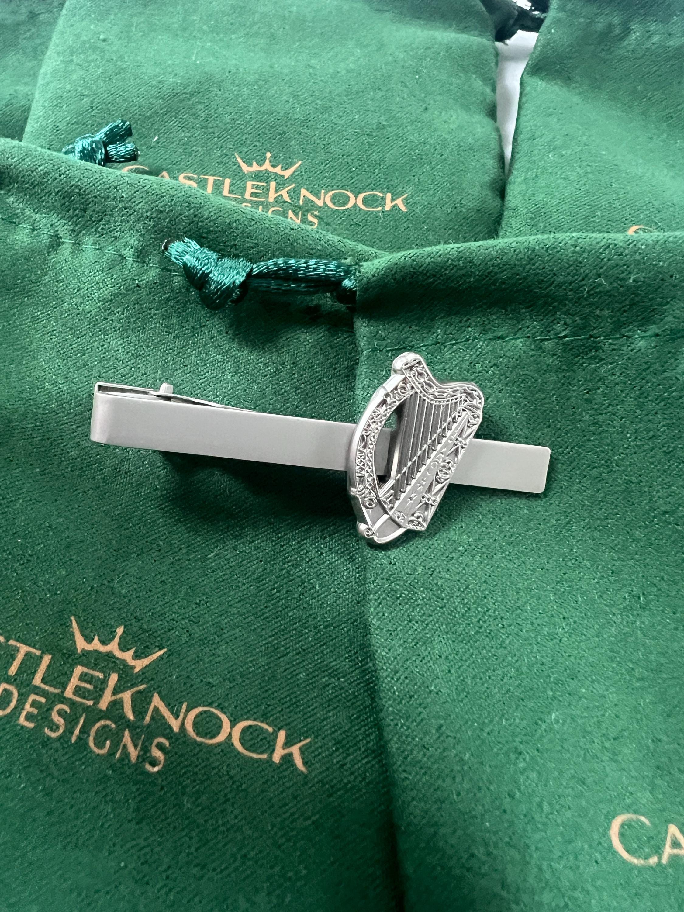 Irish Harp Tieclip Silver Elegant Accessory Handcrafted Irish Tieclip Unique Irish Gift Ideal for Formal Events Stylish Celtic Decoration