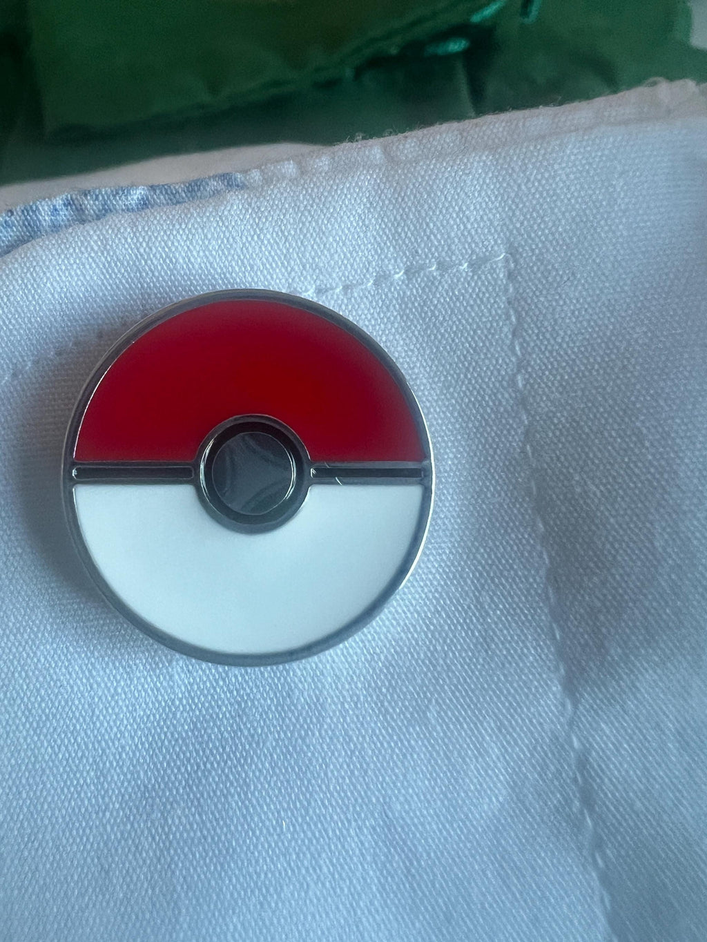 Pokemon Poke Ball Cufflinks Stylish Accessory for Pokemon Fans Ideal Gift for Special Occasions Collectors and Enthusiasts Perfect for Event