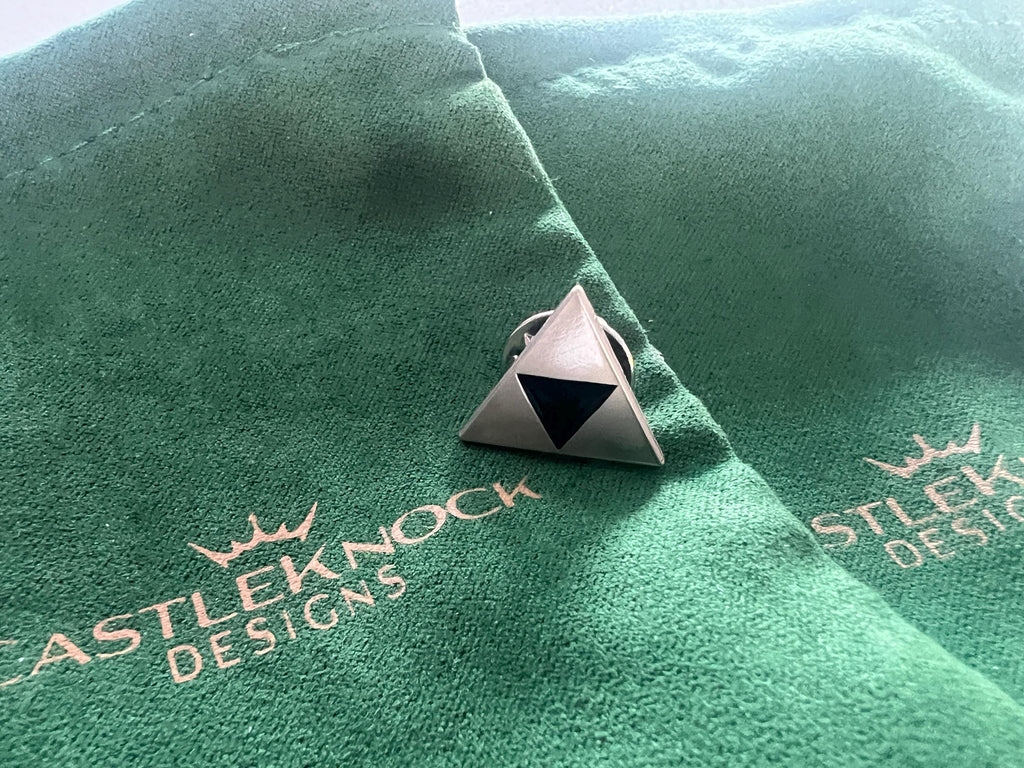 Legend of Zelda Triforce Cufflinks Pin Tie Clip Set Silver Zelda Accessories Gamer Gift for Him Geek Jewelry Set Cosplay Jewelry