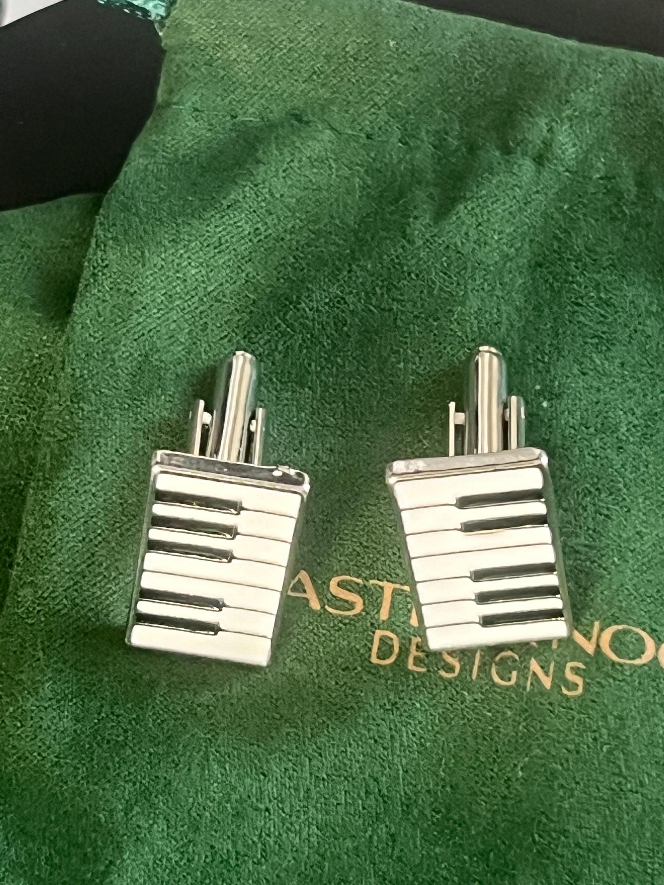 Elegant Keyboard Cufflinks for Men Unique Music-Themed Accessories Perfect Gift Pianists Musicians Music Lovers Ideal for Weddings Events