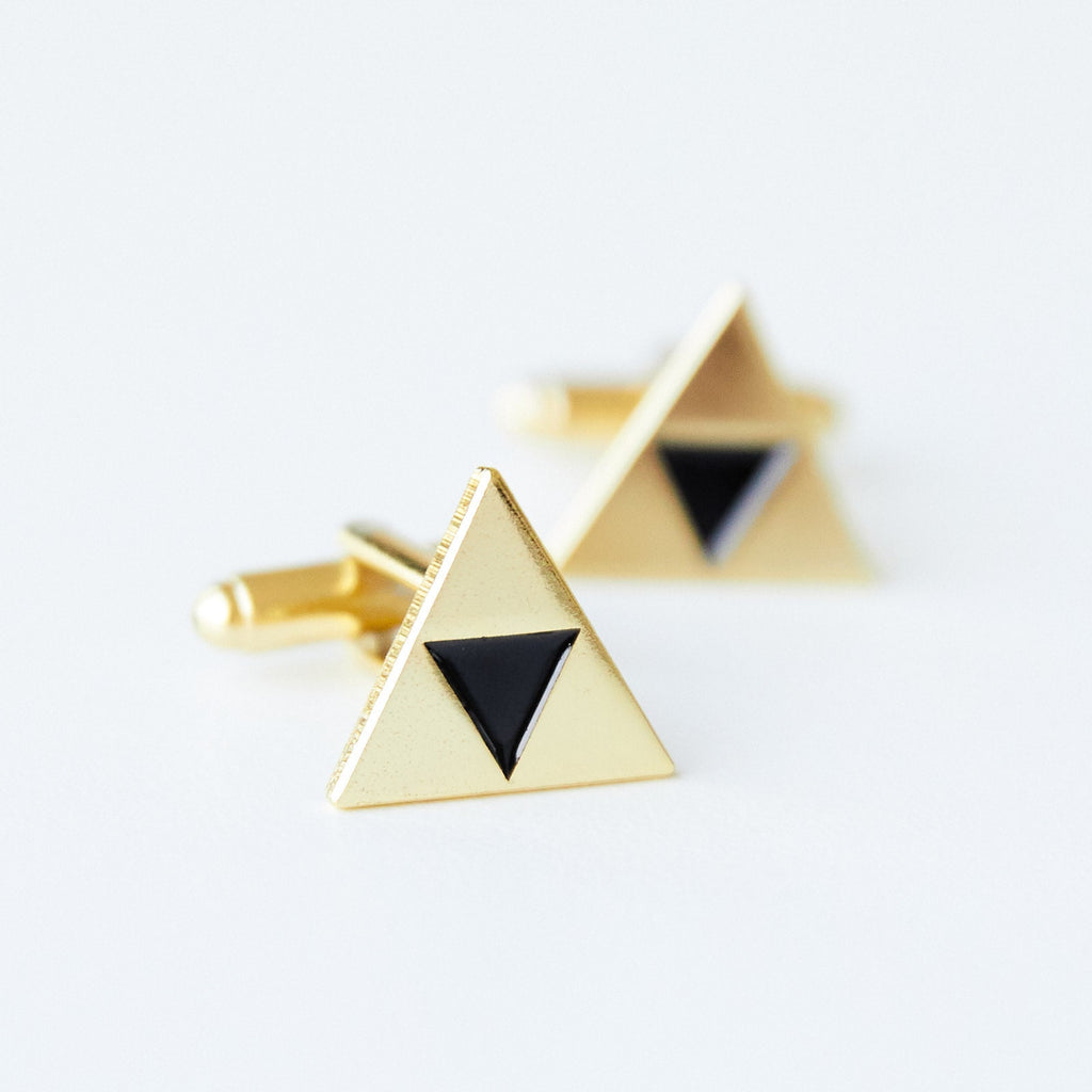 18k Gold Plated Triforce Cufflinks Unique Zelda Gamer Jewelry Perfect Gift for Fans and Collectors Elegant Accessory for Weddings and Events