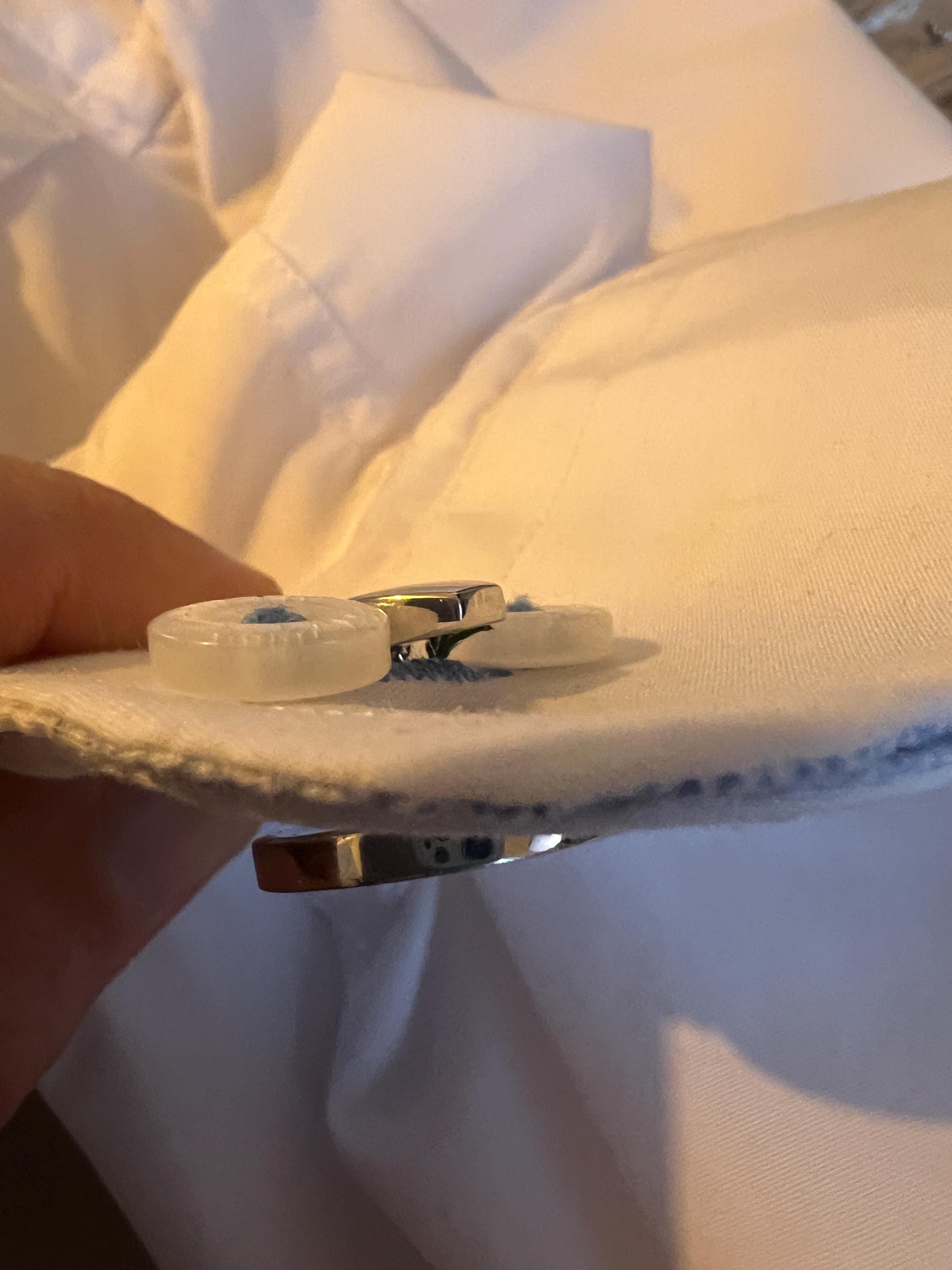 Pokemon Poke Ball Cufflinks Suit Pin Tieclip Set Pokemon Fans Ideal Gift for Special Occasions Collectors and Enthusiasts Perfect for Event