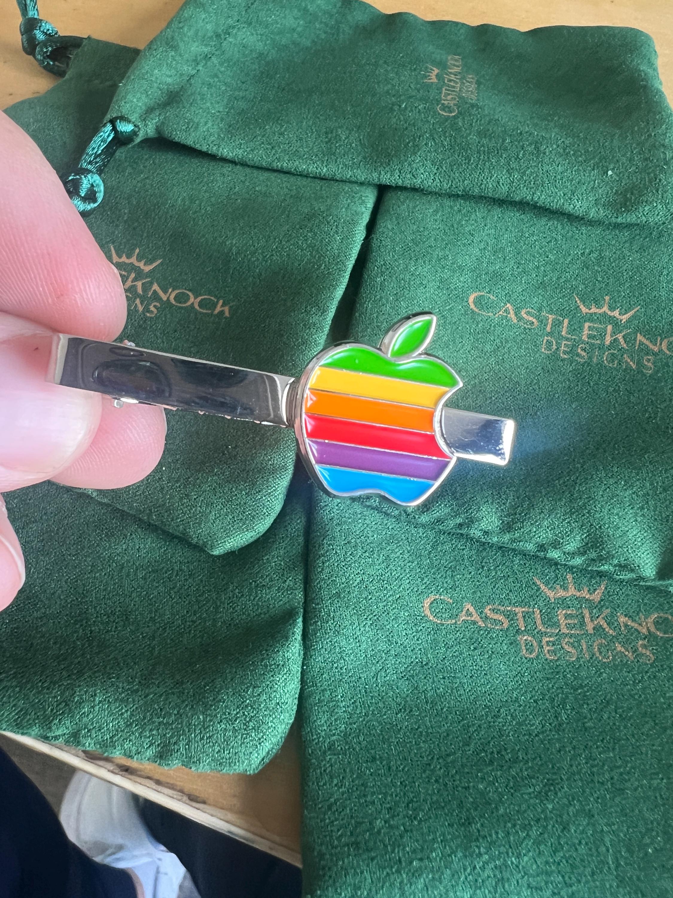 Apple Macintosh Tieclip Vintage Tech Accessory Handcrafted Unique Gift for Tech Enthusiasts Retro Computer Ideal for Formal Wear
