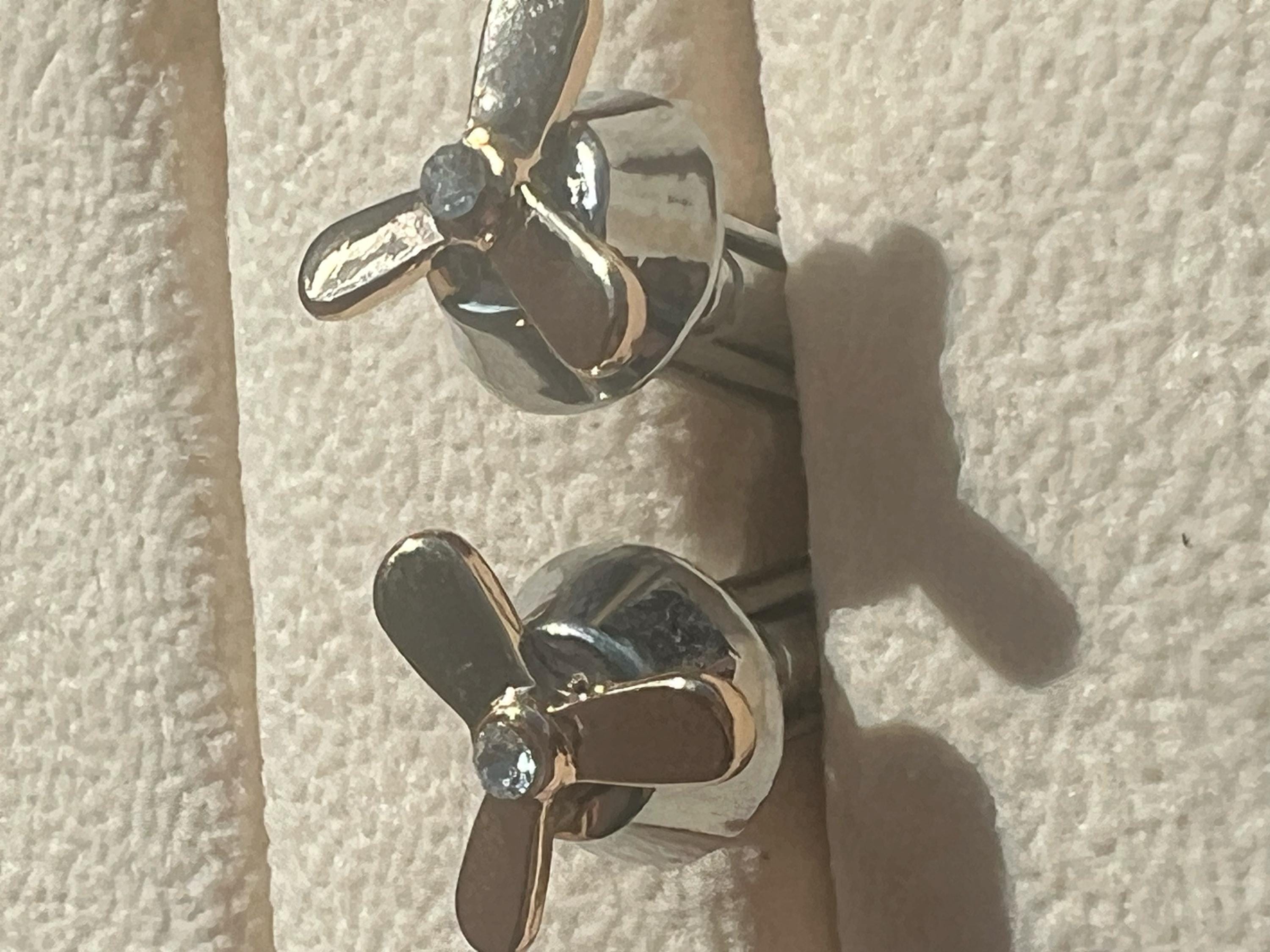 Plane Propeller Cufflinks Aviation-Themed Accessories Unique Pilot Gift Handmade Airplane Jewelry Stylish Cufflinks for Aviation Enthusiasts