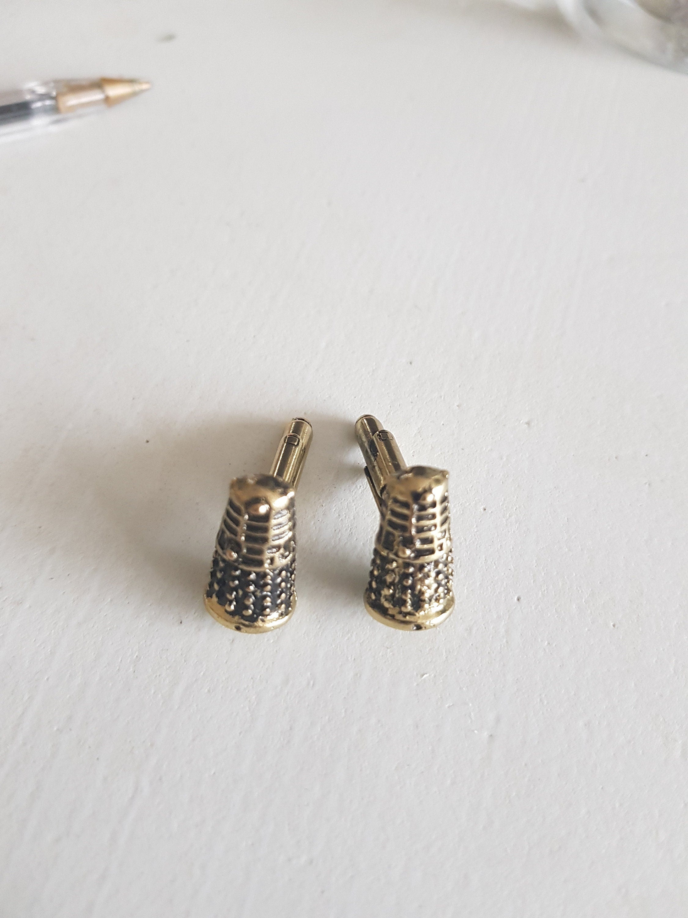 Doctor Who Dalek Cufflinks Sci-Fi Fan Jewelry Dalek Design Unique Gift for Whovians Stylish Accessory Time Travel-Inspired Cufflinks