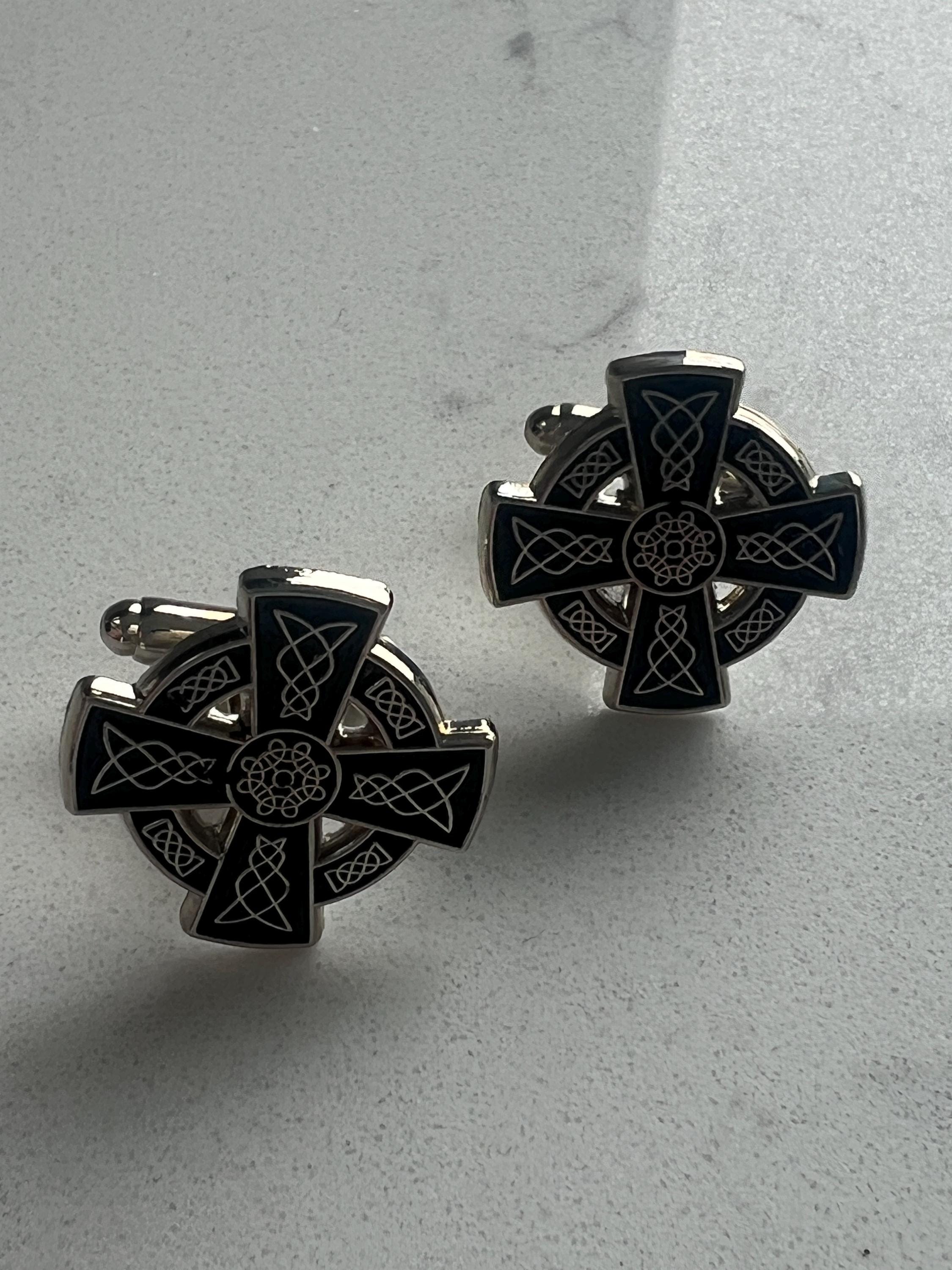 Celtic Cross Cufflinks Unique Irish Jewelry for Men Perfect Celtic Wedding Accessory Irish Gift Elegant Design for Groomsmen or Father's Day