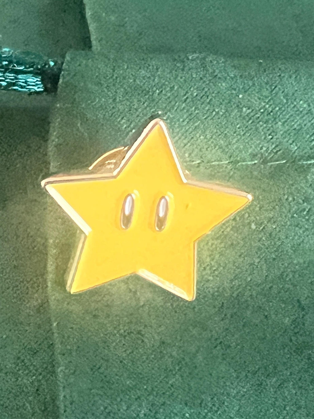 Super Star Suit Pin Retro Gaming Accessories Handcrafted Unique Gift for Gamers Geeky Wedding Jewelry Perfect for Mario Fans and Collectors