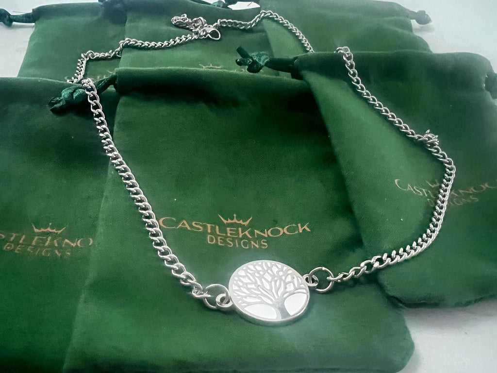 Tree of Life Necklace Unisex Pendant Meaningful Nature Inspired Jewelry Unique Gift for Him or Her Symbolic Accessory for Everyday Style