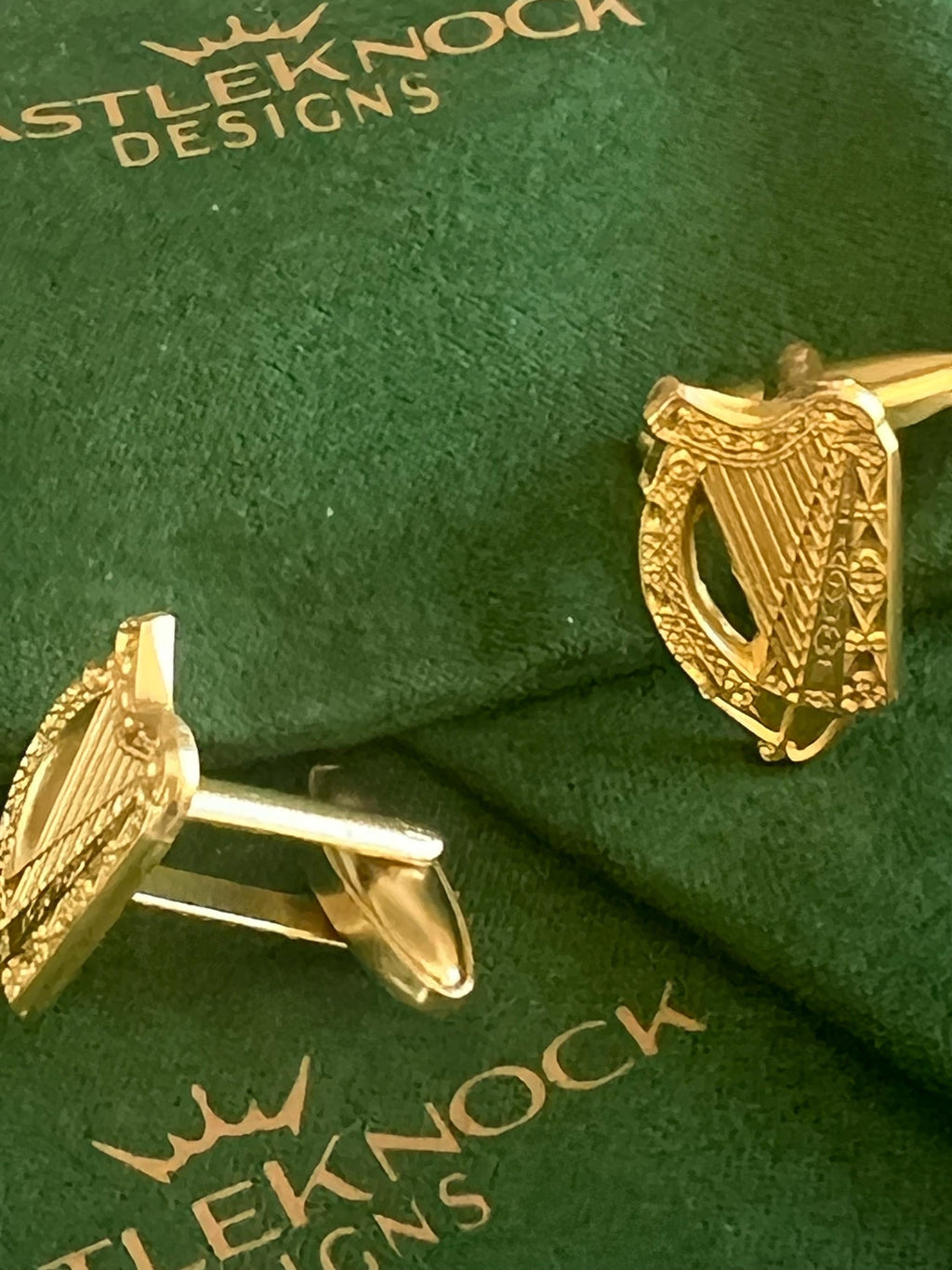 Elegant Irish Harp Cufflinks Exquisite Celtic Design Perfect for Weddings Irish Heritage Gifts and Formal Events Timeless Sophistication